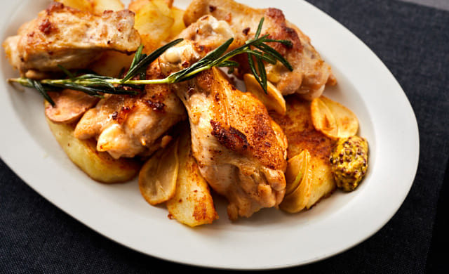 手羽元のカリカリ焼きの写真