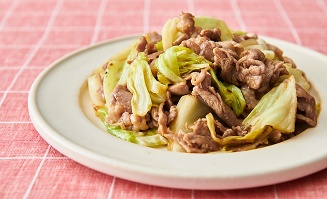 豚こまとキャベツのソース炒めの写真