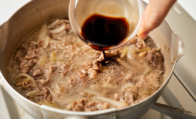 Aを加えている写真