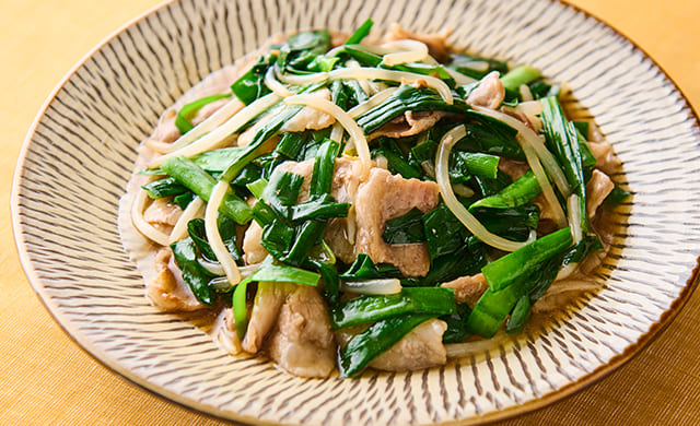 ニラと豚肉のオイスターソース炒めの写真