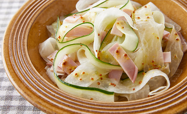 大根とハムの洋風サラダの写真