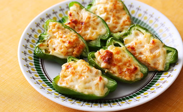 ピーマンカップのツナマヨ焼きの写真