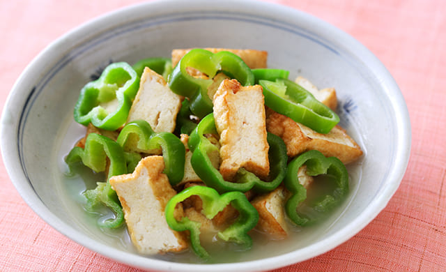 ピーマンと厚揚げのさっぱり煮の写真