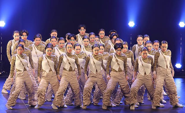 日本大学明誠高等学校ダンスシーン写真