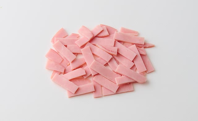 切ったハムの写真