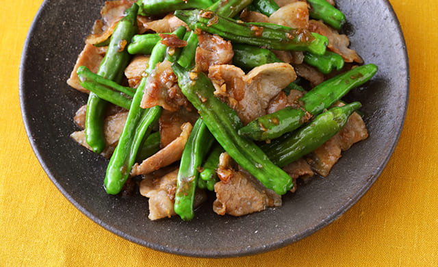 ししとうと豚肉のオイスター炒めの写真