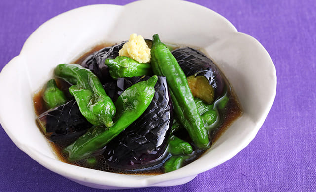 ししとうとなすの揚げ浸しの写真