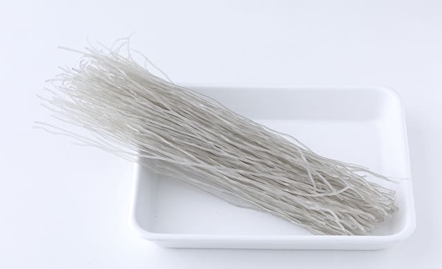 乾燥春雨の写真