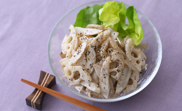 れんこん入りごぼうサラダの写真