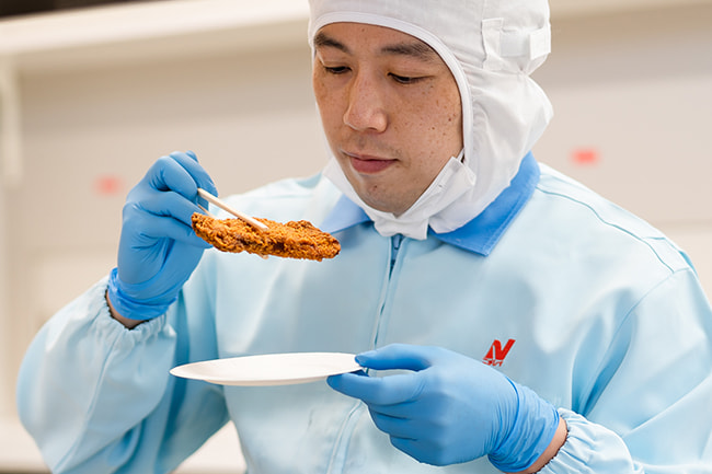 商品開発部 第三ユニット 海外チキングループ 谷川 新悟
