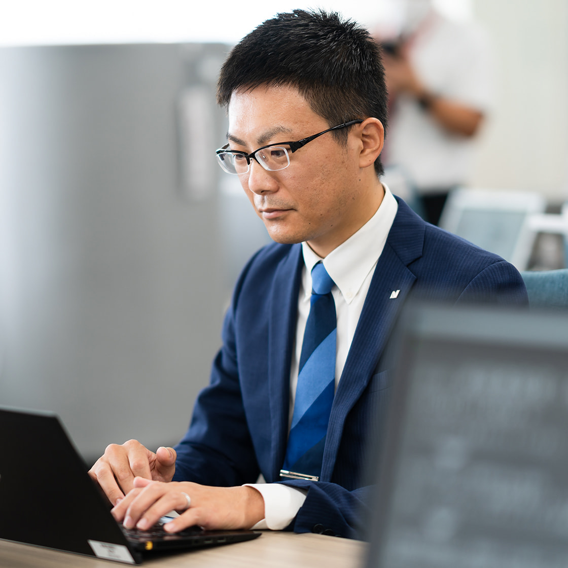 管理部 業績管理グループ 錢亀 達彦