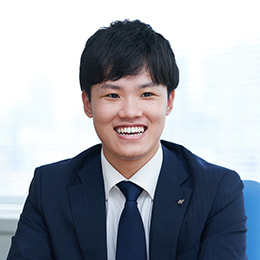 生産統括部 海外生産管理部 海外工場管理第二グループ　在津 成貴